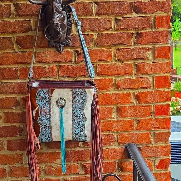 🐮Myra Hair On Bag EUC - Picture 6 of 16